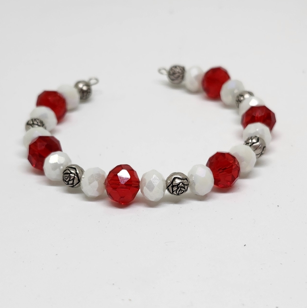 Wire bracelet